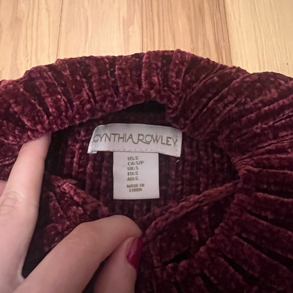 Red Sweater - Picture 2 of 2